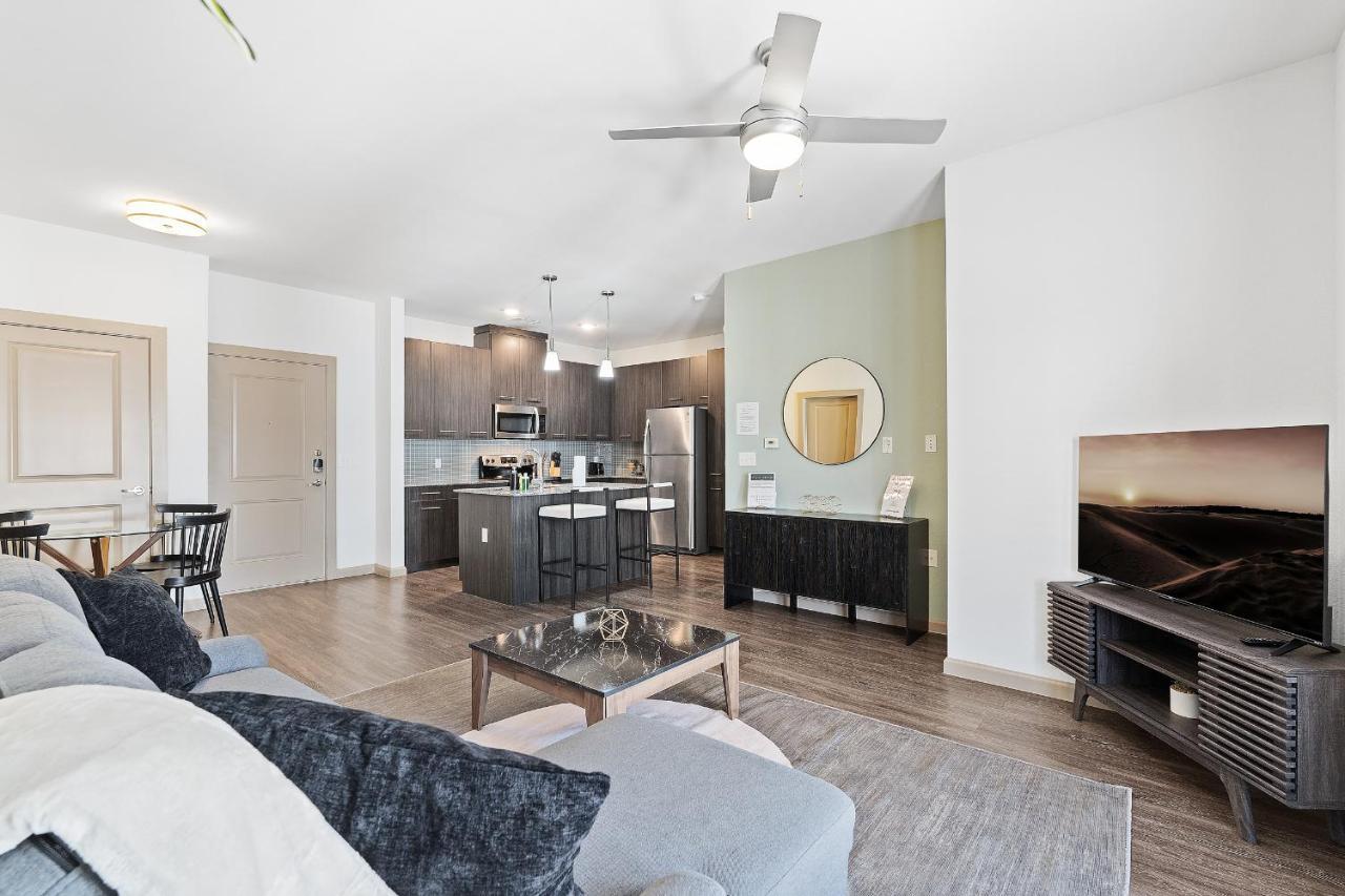 Luxe 3B/2B Getaway - Pool, Gym, Parking, Pet Wash Leander Exterior foto