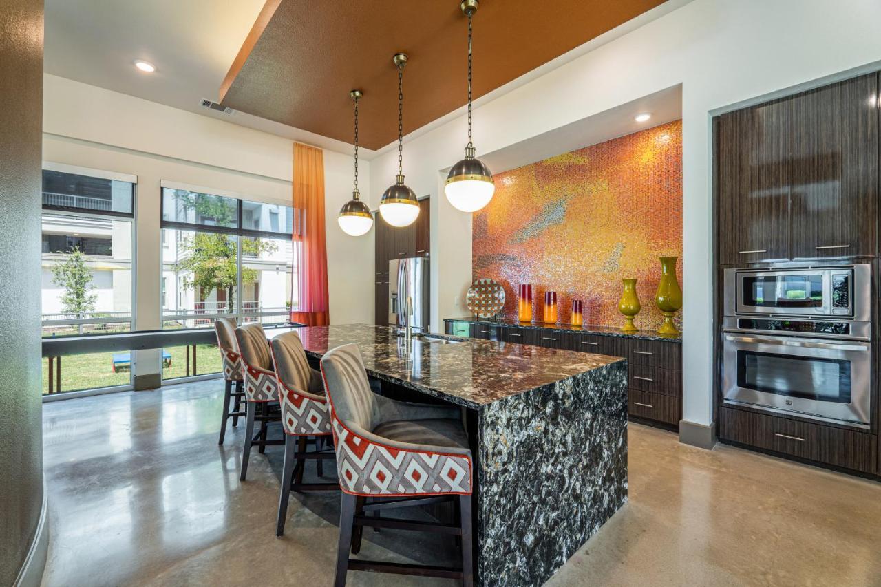 Luxe 3B/2B Getaway - Pool, Gym, Parking, Pet Wash Leander Exterior foto