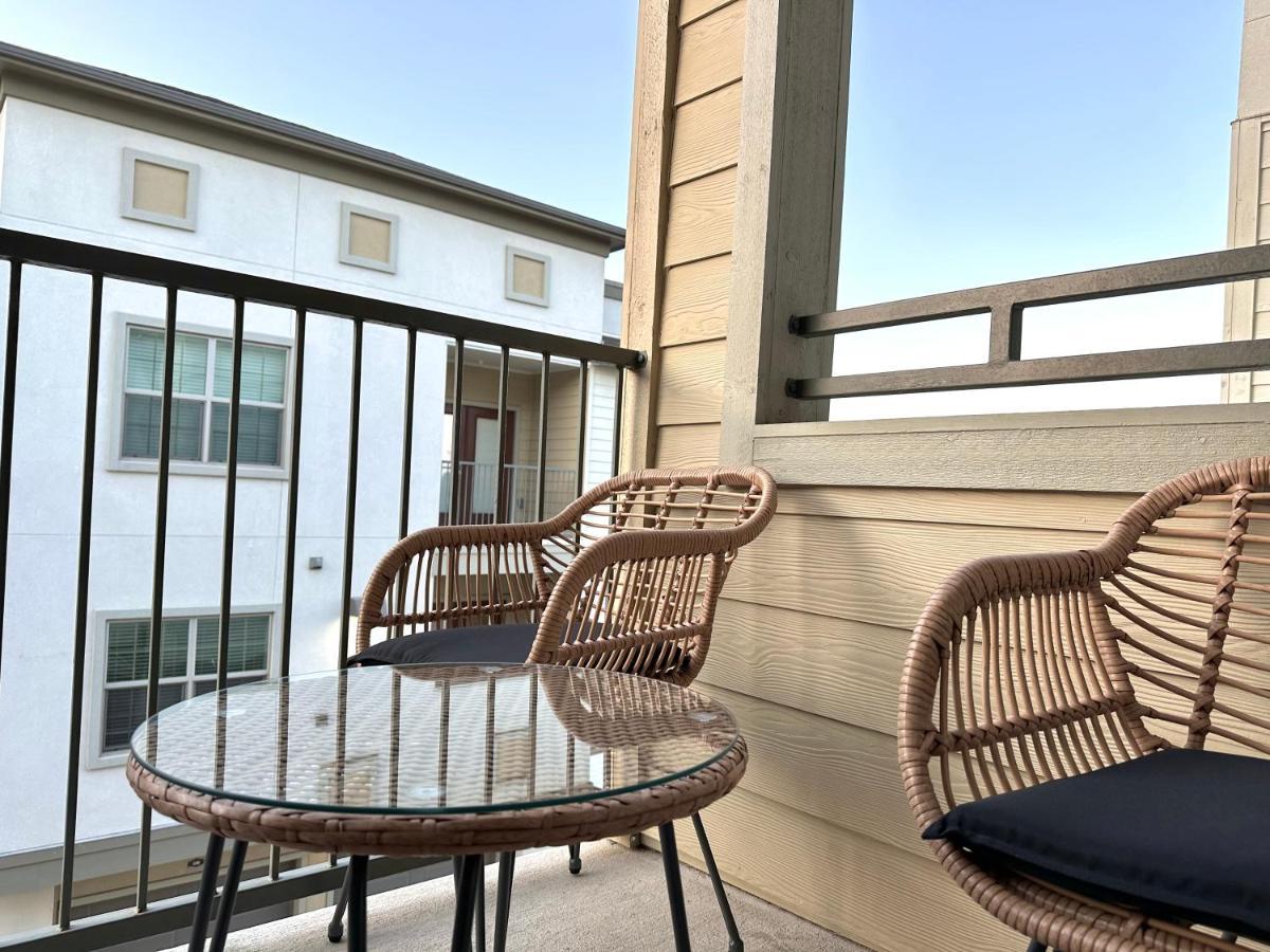Luxe 3B/2B Getaway - Pool, Gym, Parking, Pet Wash Leander Exterior foto