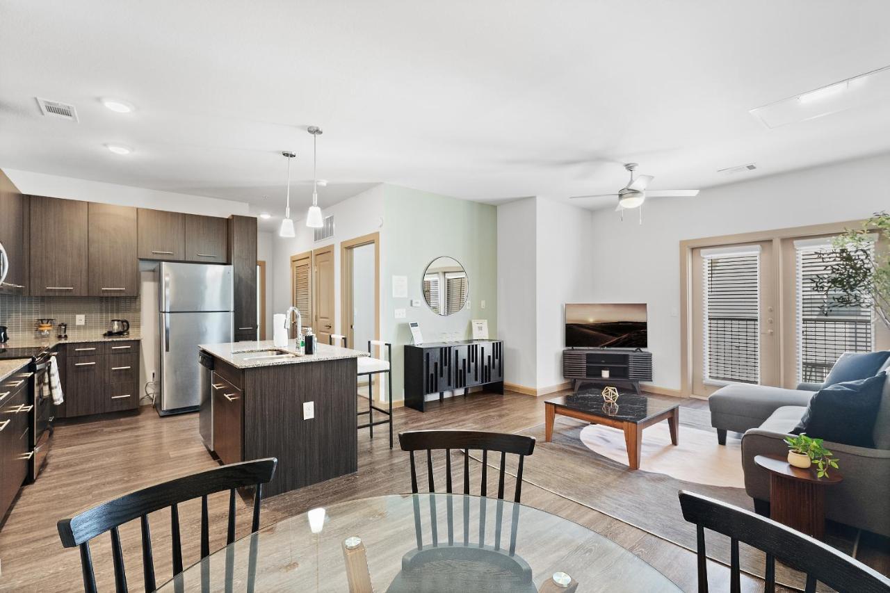 Luxe 3B/2B Getaway - Pool, Gym, Parking, Pet Wash Leander Exterior foto